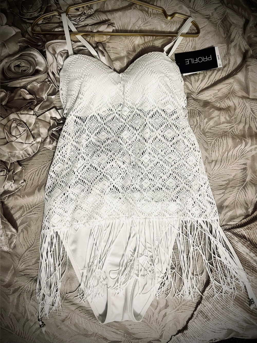New w/tag PROFILE by Gottex White Charleston Crochet Fringe Tankini Set Size 8